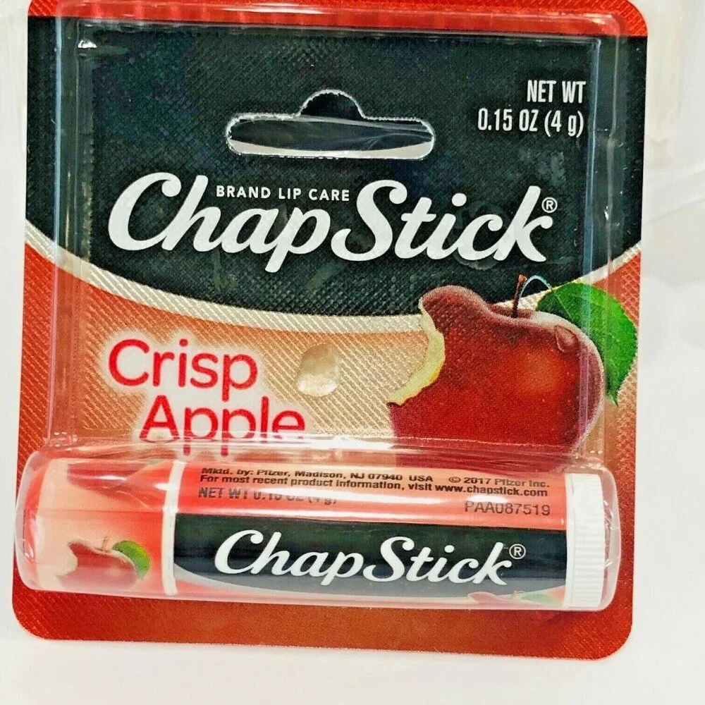 NEW ChapStick CRISP APPLE Lot of 12 SEALED .15 oz Lip‎ Gloss Balm Chap Stick